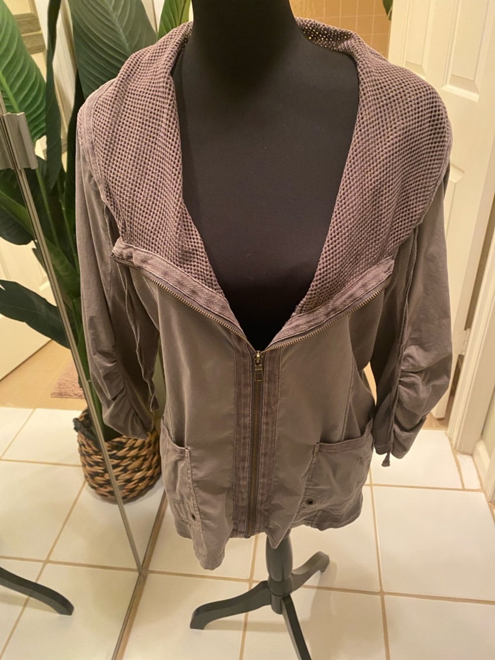 XCVI Lightweight Utility Jacket - Picture 2 of 6